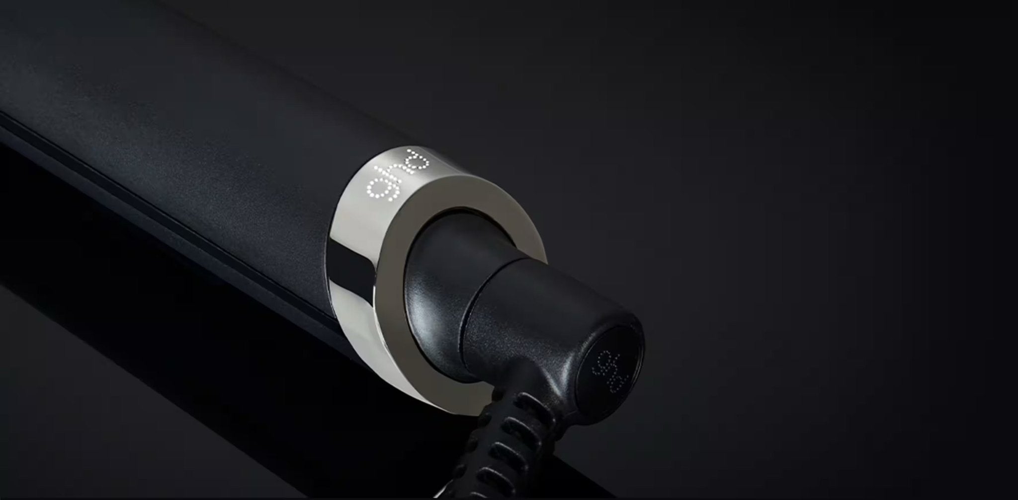 GHD GLIDE SMOOTHING HOT BRUSH IN BLACK